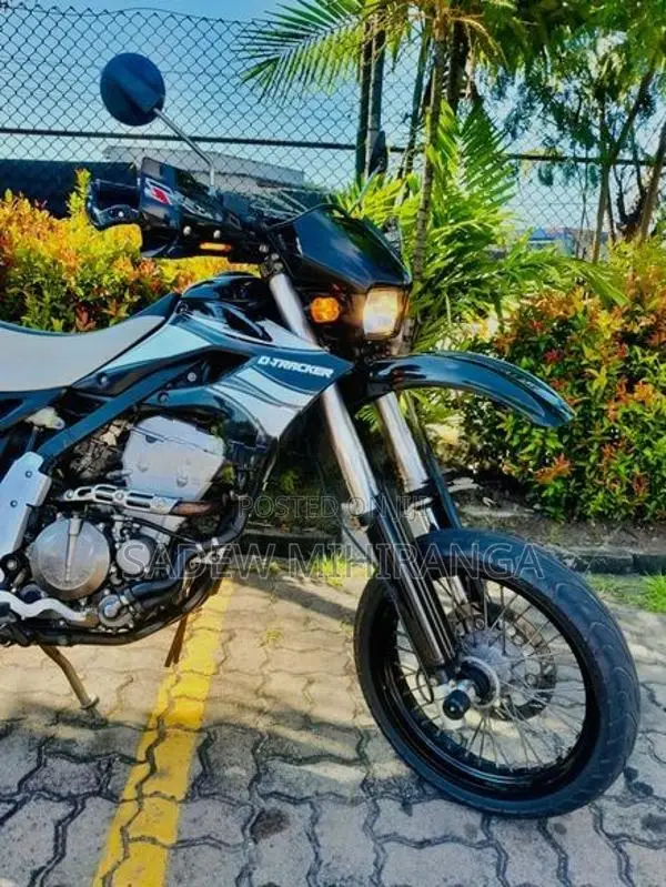 Kawasaki D Tracker 2007