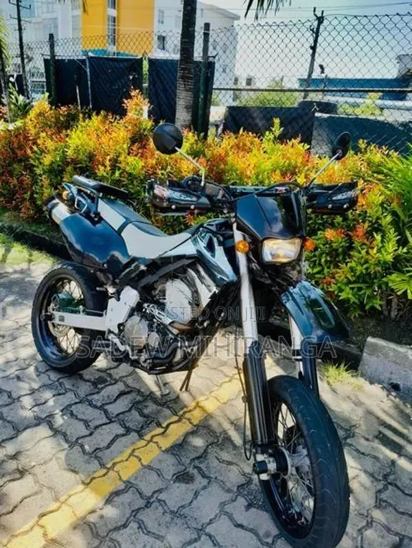 Kawasaki D Tracker 2007