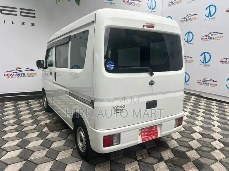 Nissan Clipper DX 2023