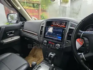 Mitsubishi Montero 2015