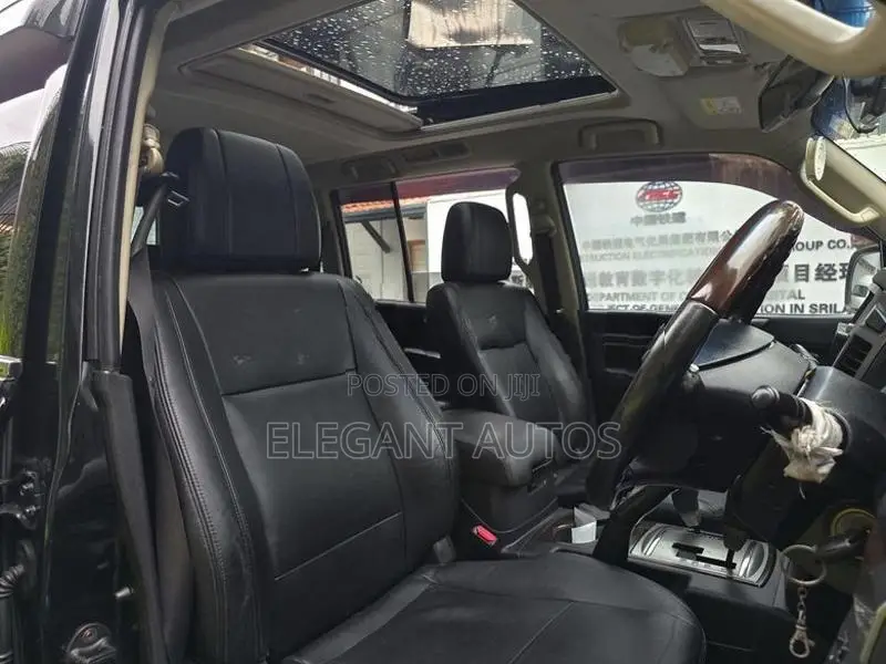 Mitsubishi Montero 2015