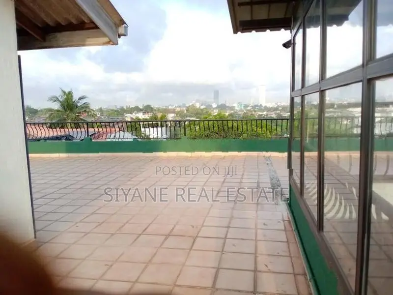14 Rooms With Commercial Property For Sale In Kotte.