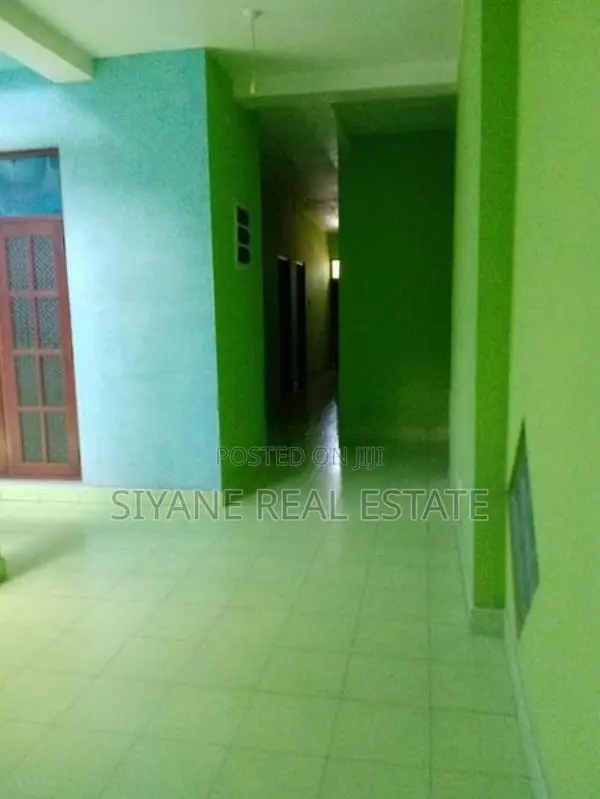 14 Rooms With Commercial Property For Sale In Kotte.