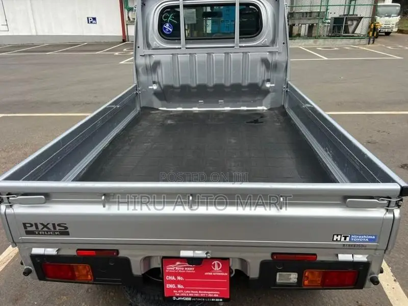 Toyota Pixis Truck Standard 2023