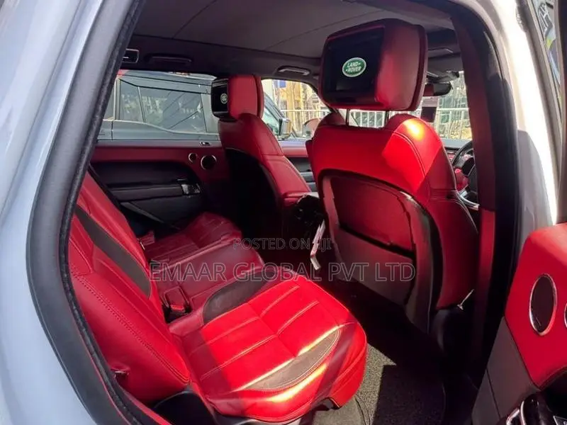 Land Rover Range Sport FULLY LOADED SPEC 2018