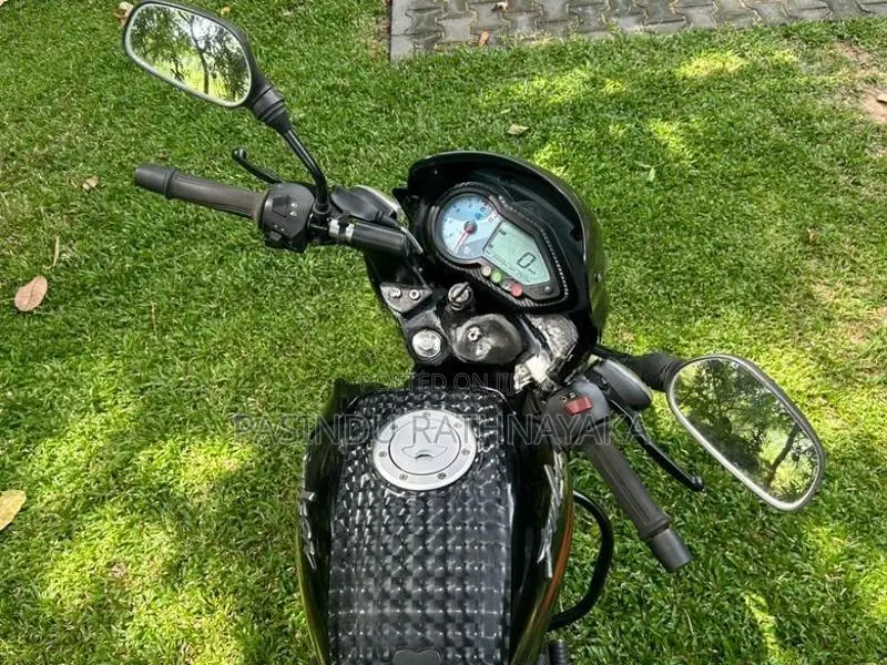 Bajaj Pulsar 150 2018