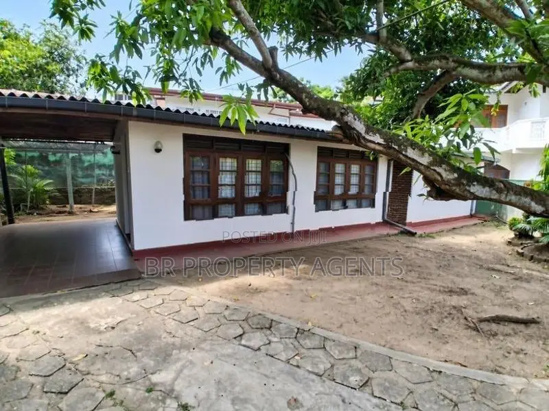 Single Story House for Sale in Kolonnawa