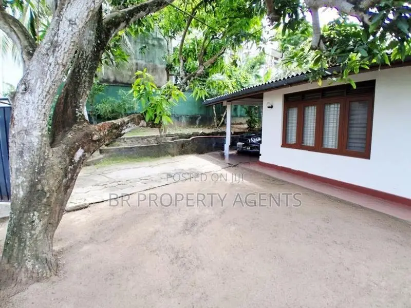 Single Story House for Sale in Kolonnawa