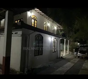 MEEGODA : 4-BEDROOM (16-PERCH) 2-STOREY HOUSE FOR SALE