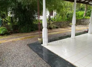 MEEGODA : 4-BEDROOM (16-PERCH) 2-STOREY HOUSE FOR SALE