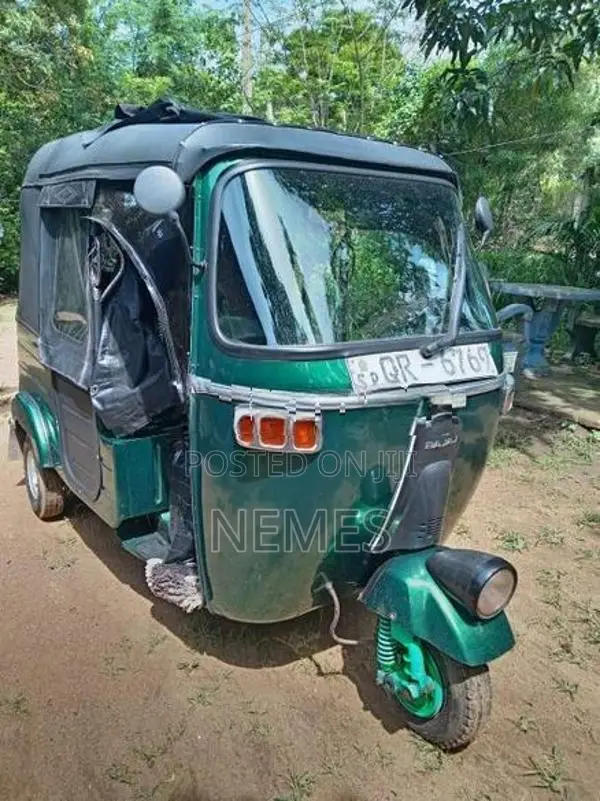 Bajaj RE 2008