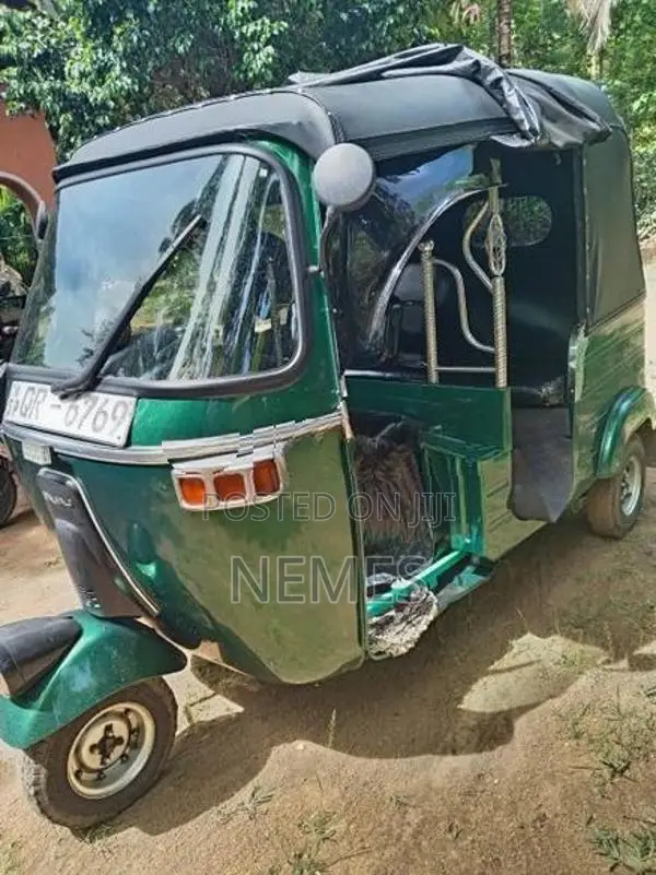 Bajaj RE 2008