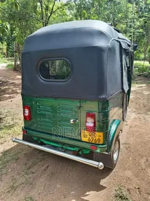 Bajaj RE 2008