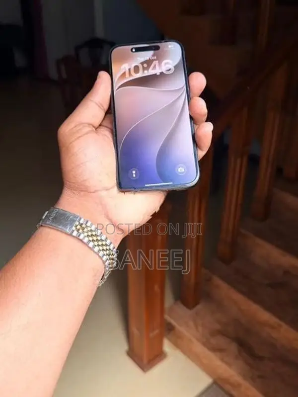 Apple iPhone 15 (Used)