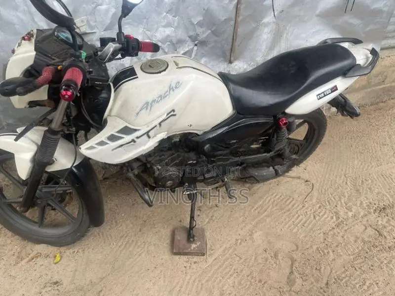 TVS Apache 2008