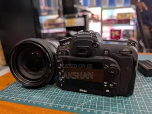 Nikon D7100
