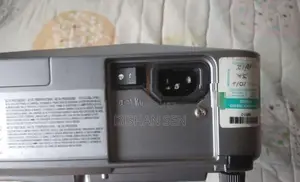 Hitachi ED-X12 3LCD Multimedia Projector