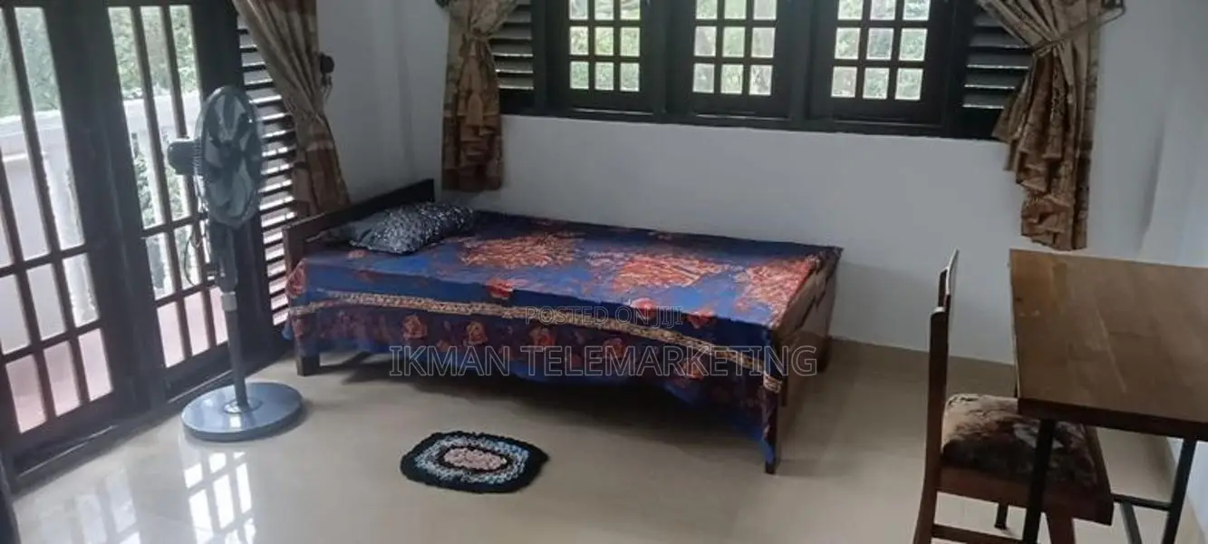 Boarding Accommodation In Kadawatha (Girls Only)