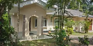 House With Land For Rent - Moronthuduwa In Bandaragama