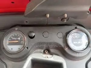 Bajaj RE 2016