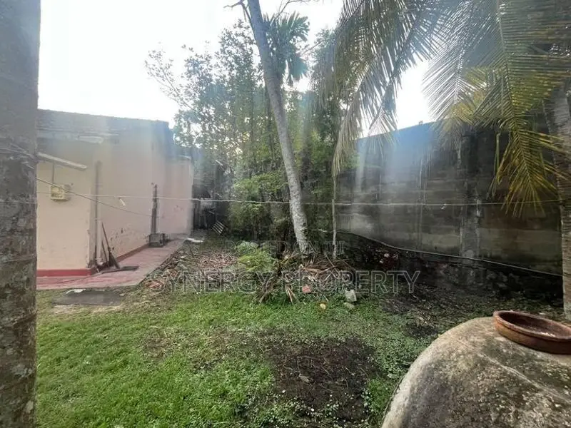 21.90 Perch Land For Sale In Dalugama,Kelaniya(LA-GAMKE-168)