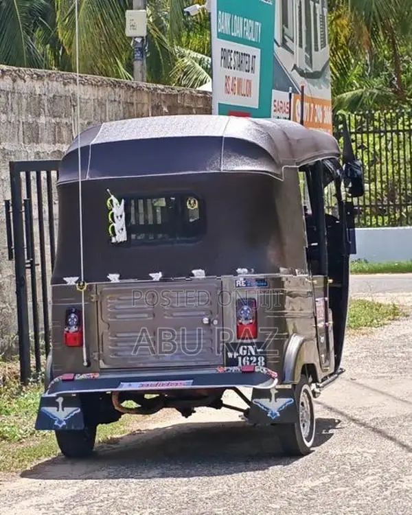 Bajaj RE GN Three Wheeler 2001