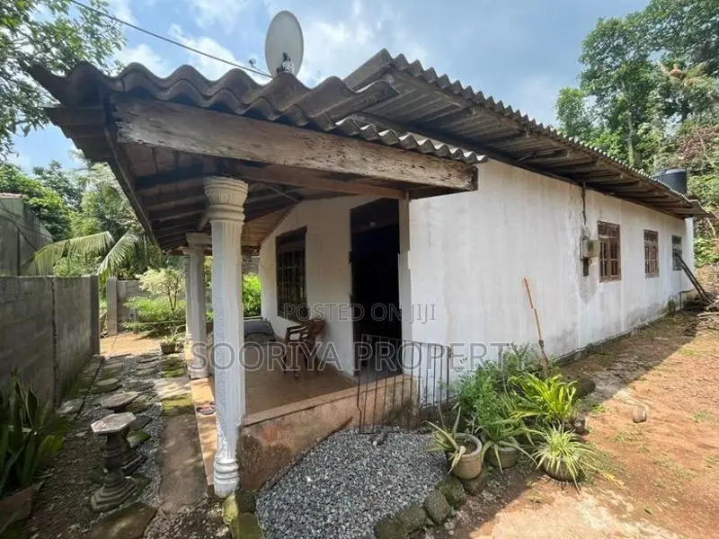 Piliyandala Suwarapola Dampe House for Sale