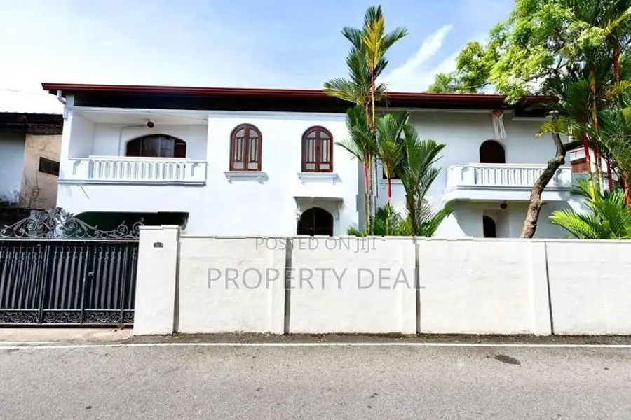 Luxury House For Sale Nugegoda PDH416
