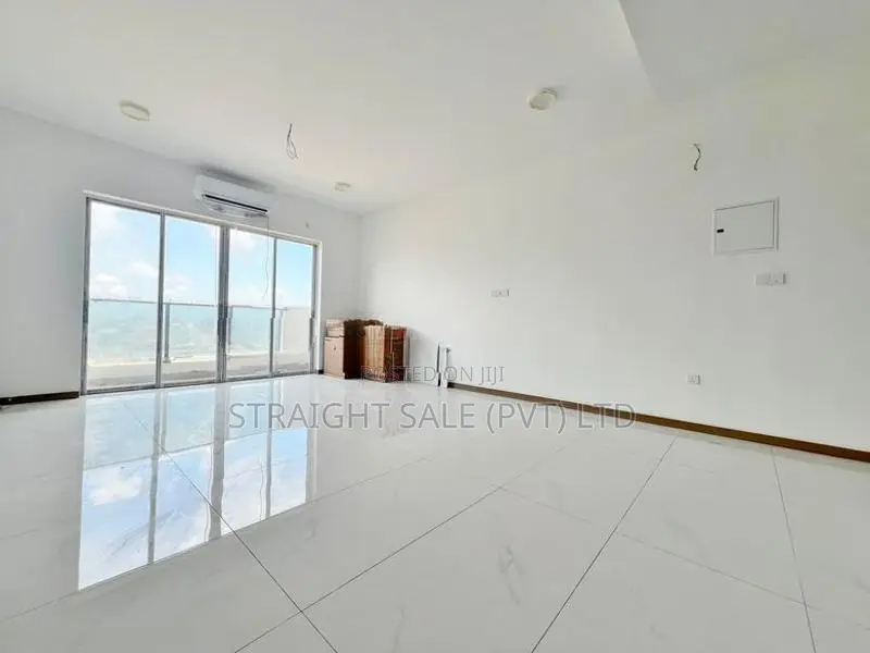 Nearly Complete 2-Bed Apartment for Sale - Col 05 [AS 01]