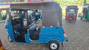 Bajaj RE 4Strok 2018