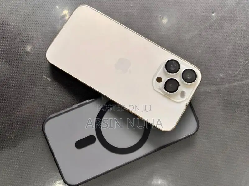 Apple iPhone 13 Pro (Used)