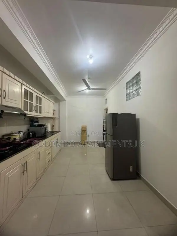 Colombo 05 3-Bedroom Apartment For Long-Term Rent – CSMP10D