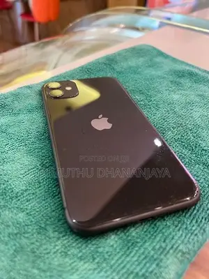 Apple iPhone 11 (Used)