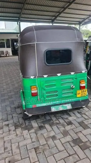 Bajaj RE 4Stork 2012