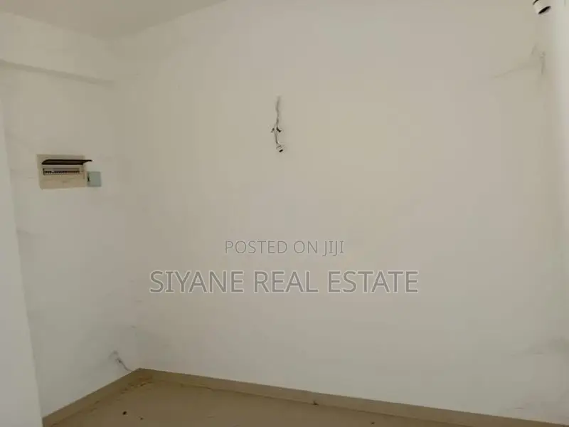 2B/R Apartment For Sale In Gampaha Near Sumedha School.