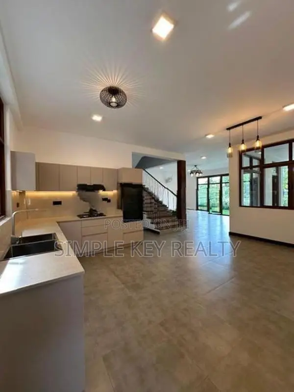 Thalawathugoda Architect Design Luxurious Residence For Sale