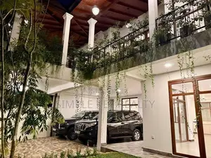 Thalawathugoda Architect Design Luxurious Residence For Sale