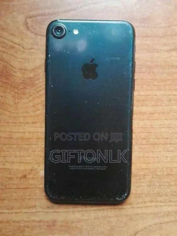 Apple iPhone 7 (Used)