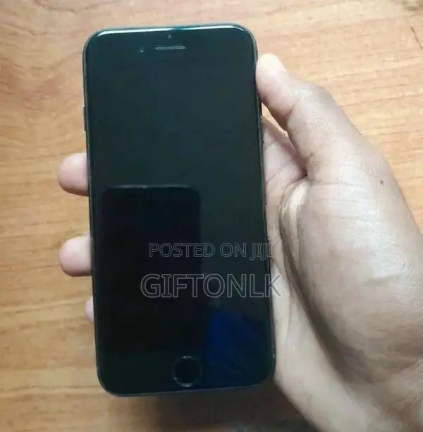 Apple iPhone 7 (Used)