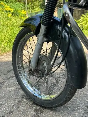 Bajaj CT100 2005