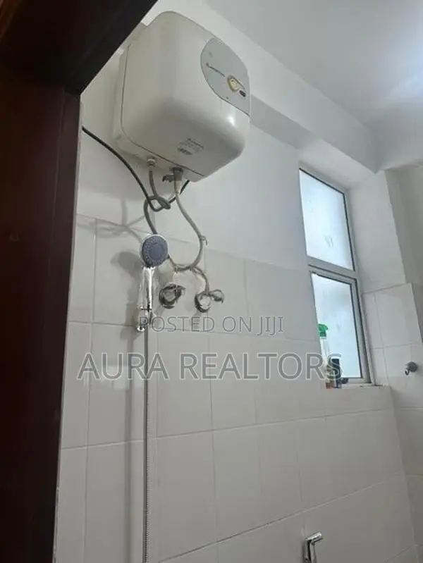 Spacious One Bedroom Apartment For Sale in Colombo 06