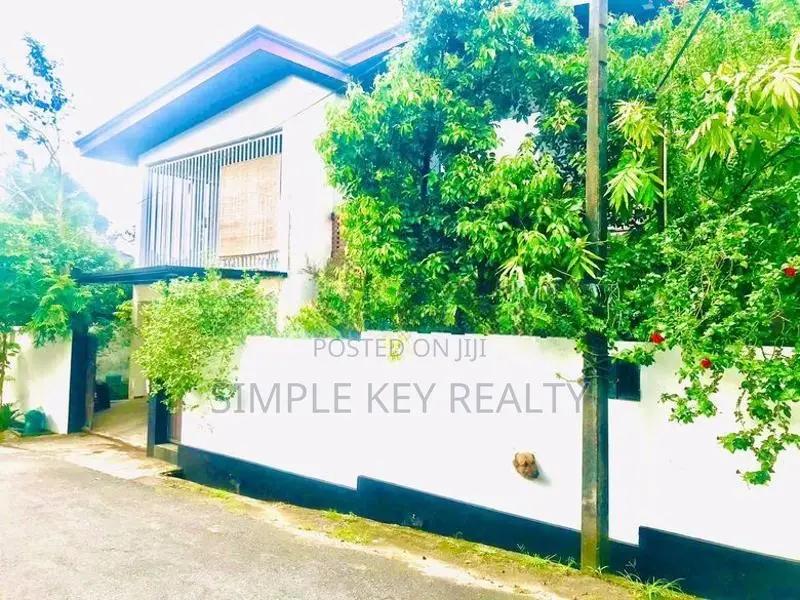 Kottawa 12 Perched Valuable Two Stored House For Sale