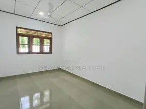 House For Sale In Kidelpitiya, Bandaragama Road – Kesbewa