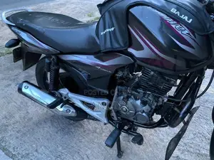Bajaj Discover 125 M 2015