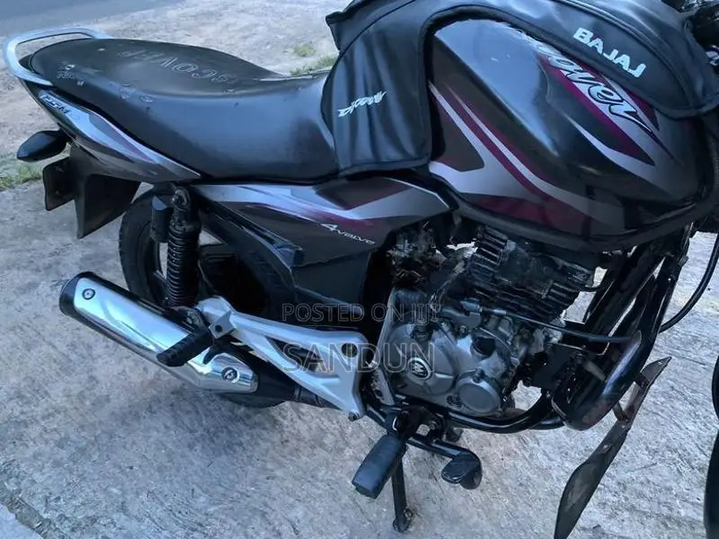 Bajaj Discover 125 M 2015