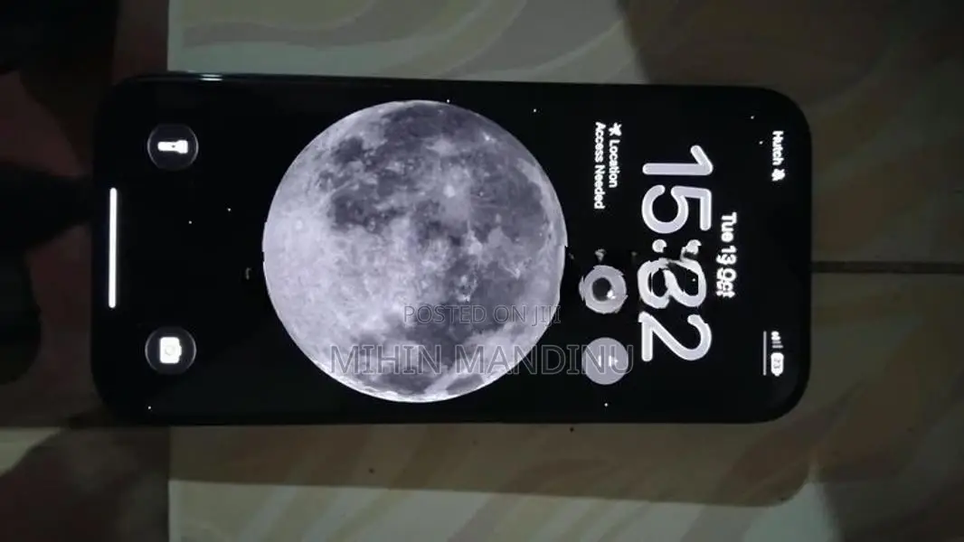 Apple iPhone 15 Pro (Used)