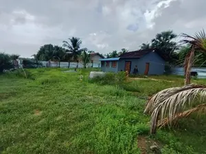 Land + Home For Sale In Batticaloa
