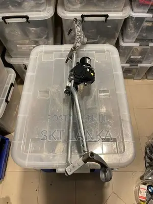 Genuine Mercedes GLE300d AMG Front Windscreen Wiper Motor W167