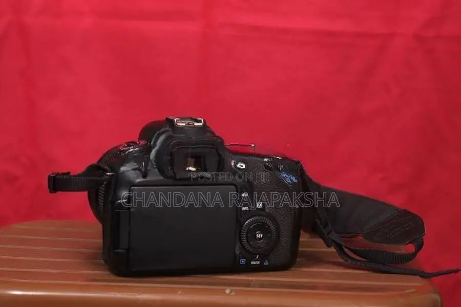Canon Eos 60D DSLR Camera with Lens