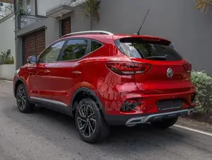 MG ZS ZCE- 2026